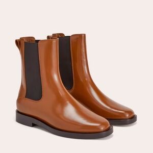 Everlane Chelsea Boots